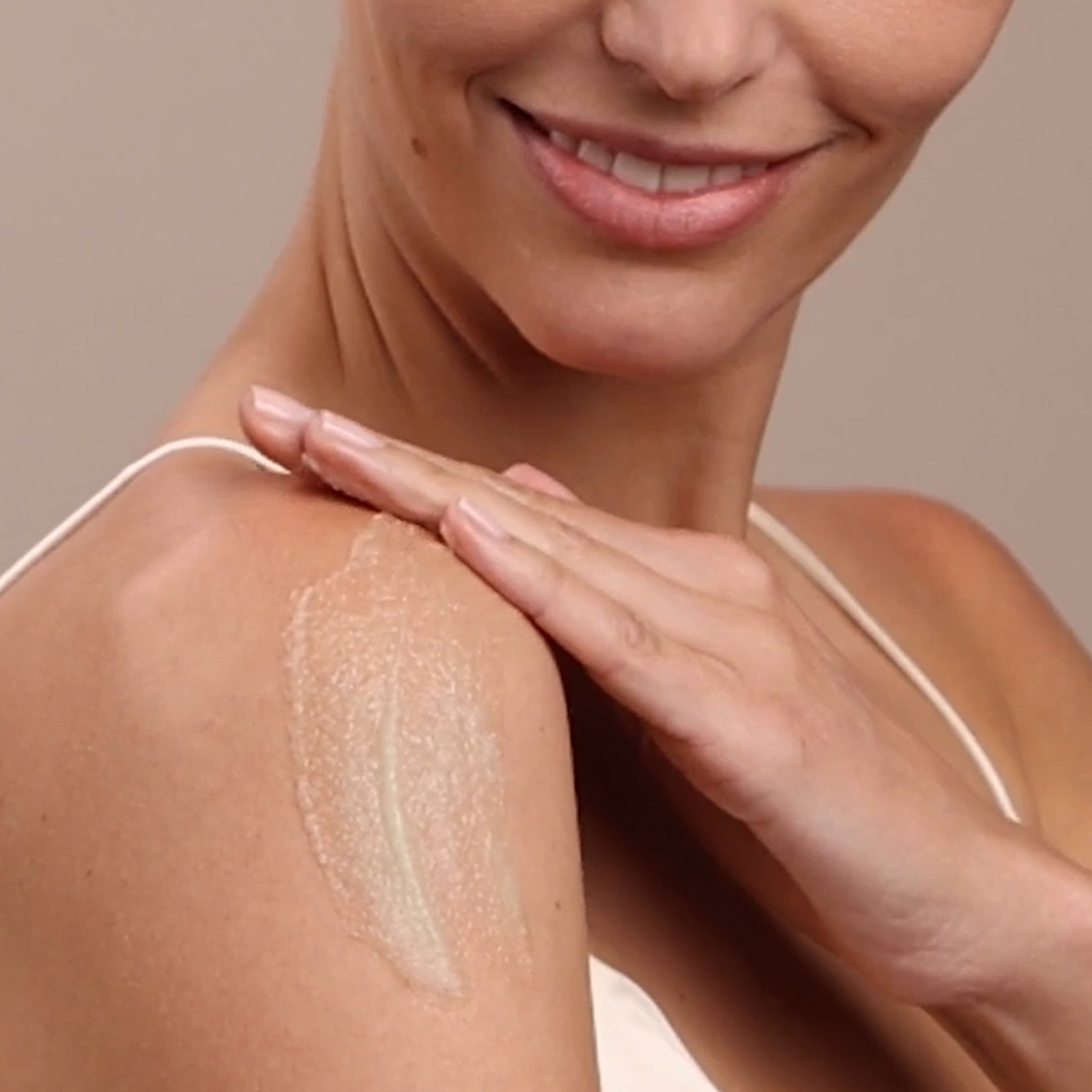 Eminence Organics Stone Crop Revitalizing Body Scrub