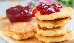 ​The Best Coconut Pancakes With Raspberry Compote